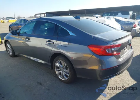 2020 Honda Accord Lx z USA, uszkodzony, nr VIN 1HGCV1F17LA110337